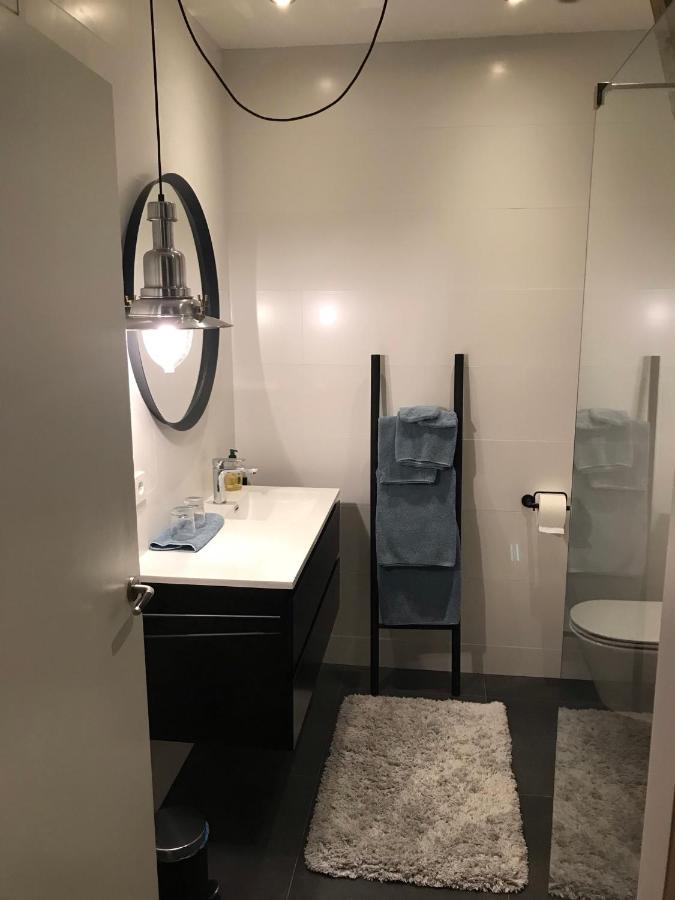 B&B Logeren Bij De Burgemeester Stad aan 't Haringvliet Exteriör bild