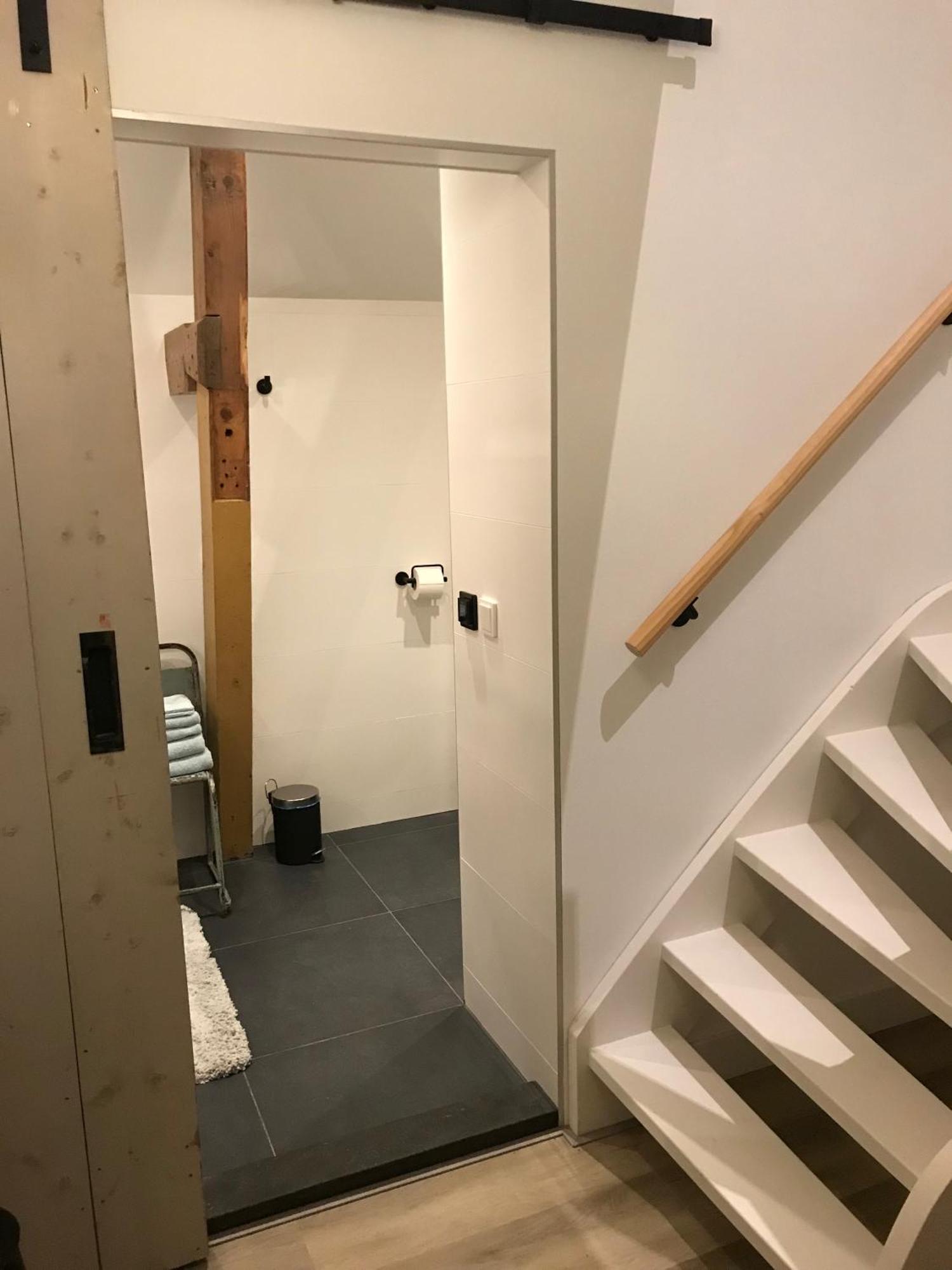B&B Logeren Bij De Burgemeester Stad aan 't Haringvliet Exteriör bild